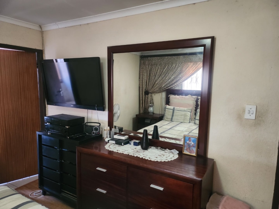 3 Bedroom Property for Sale in Mabopane Unit X North West